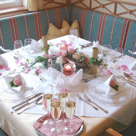 סנט מרטין אם טננגבריגה Wohlfuehlresort Und Feriengut Martinerhof מראה חיצוני תמונה