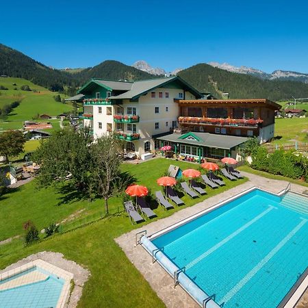 סנט מרטין אם טננגבריגה Wohlfuehlresort Und Feriengut Martinerhof מראה חיצוני תמונה