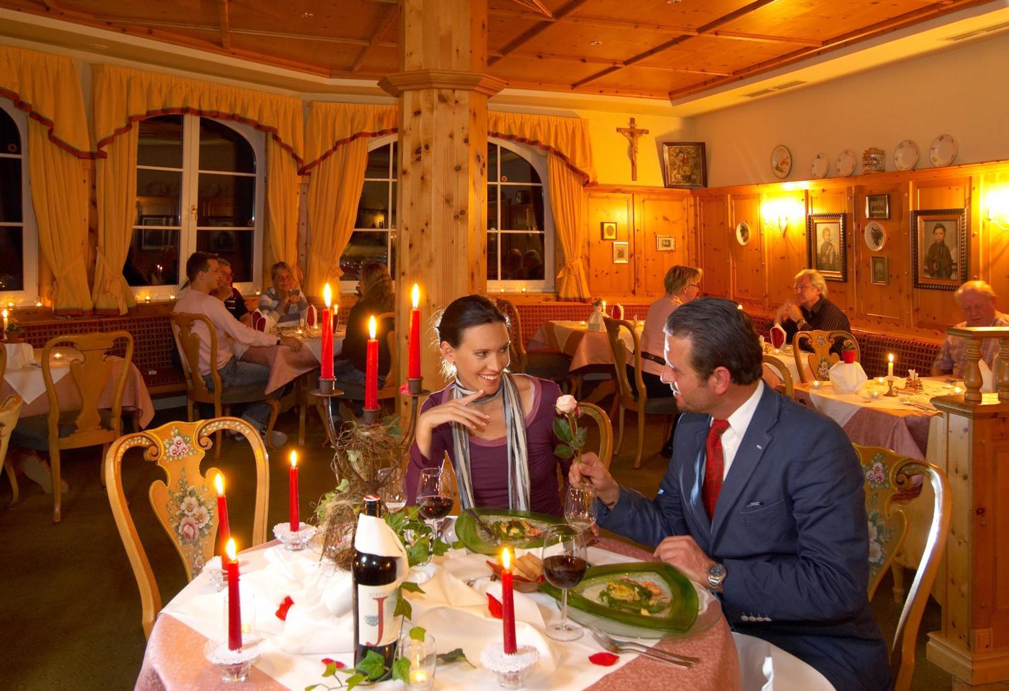 סנט מרטין אם טננגבריגה Wohlfuehlresort Und Feriengut Martinerhof מראה חיצוני תמונה