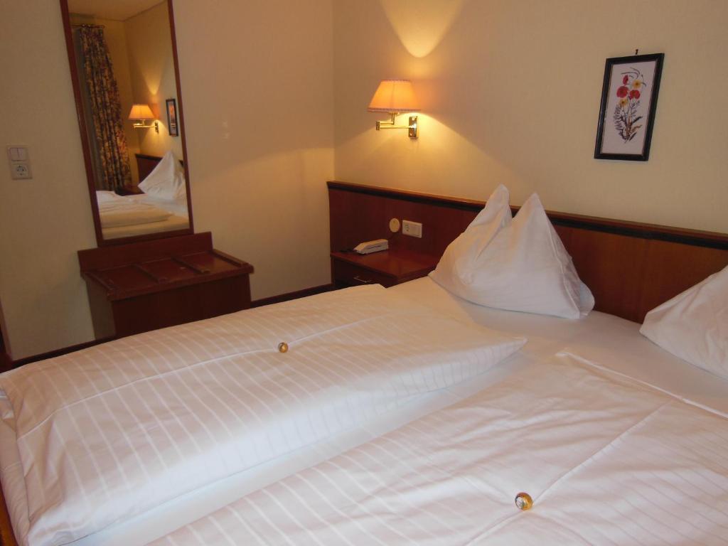 סנט מרטין אם טננגבריגה Wohlfuehlresort Und Feriengut Martinerhof חדר תמונה