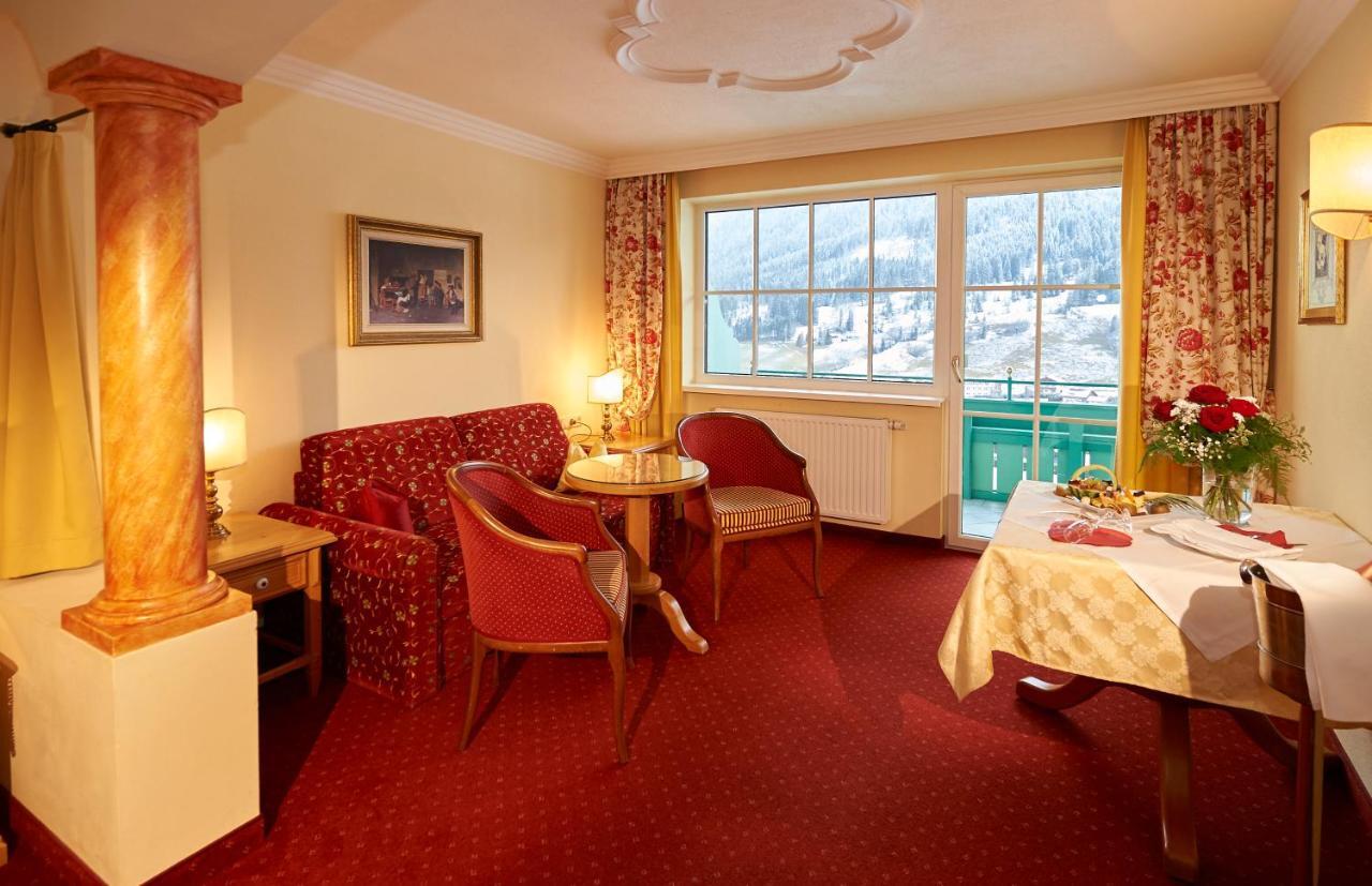סנט מרטין אם טננגבריגה Wohlfuehlresort Und Feriengut Martinerhof מראה חיצוני תמונה