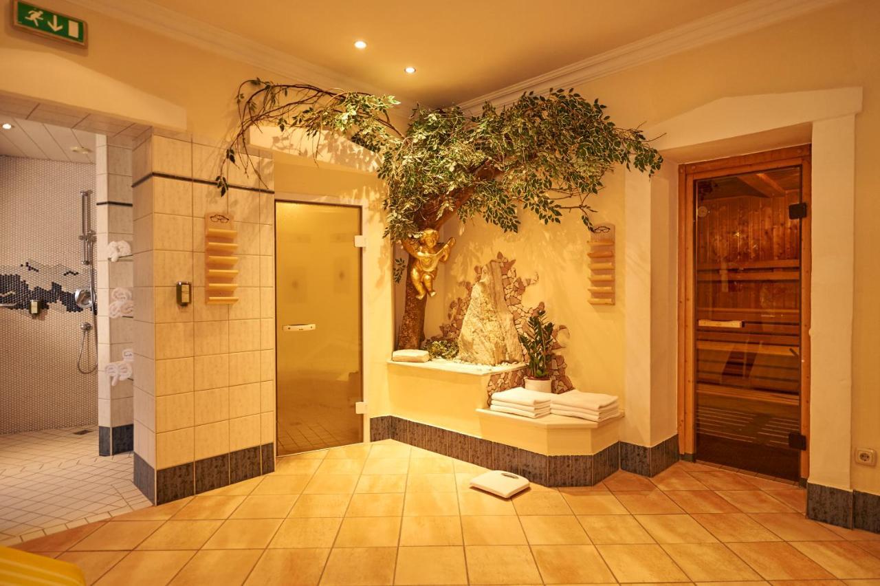 סנט מרטין אם טננגבריגה Wohlfuehlresort Und Feriengut Martinerhof מראה חיצוני תמונה