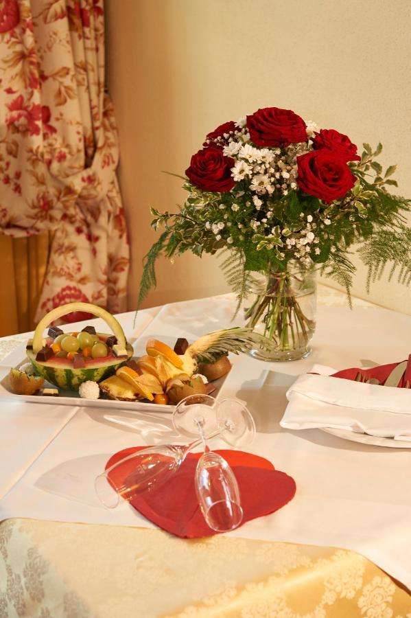סנט מרטין אם טננגבריגה Wohlfuehlresort Und Feriengut Martinerhof מראה חיצוני תמונה